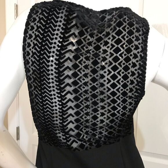 C4- NWOT Addison little black dress with see thru back - Picture 3 of 6